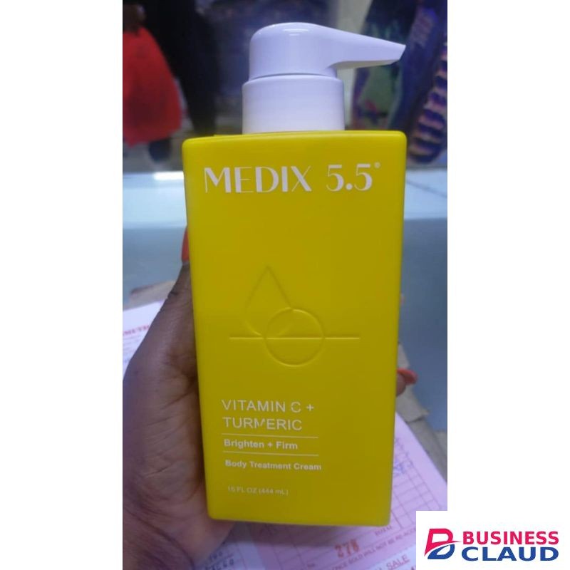 Medix5 5 VITAMIN C+TUMERIC FIRMING AND BRIGHTENING FACE AND BODY LOTION