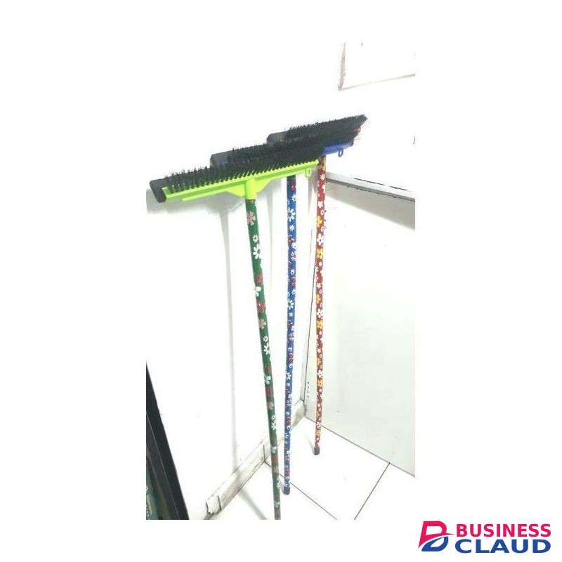 2 in 1 carpet hair removal broom with squeegee, fur remover broom, fluffy carpet broom, indoor pet fur remover carpet brush, floor scrub brush, 2 in 1 Tile, bathroom wall cleaning long handle bristle scraper brush with squeegee .