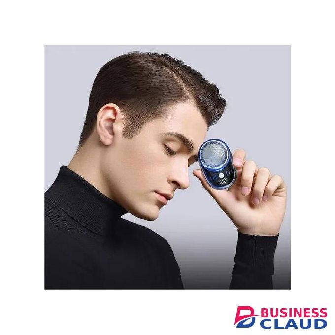Ultra-clean electric shaver