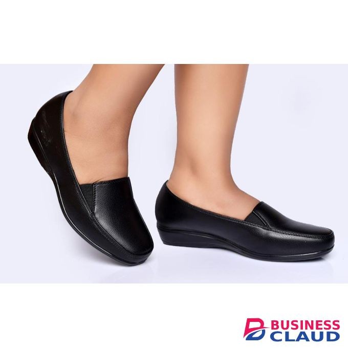 Low wedges for ladies