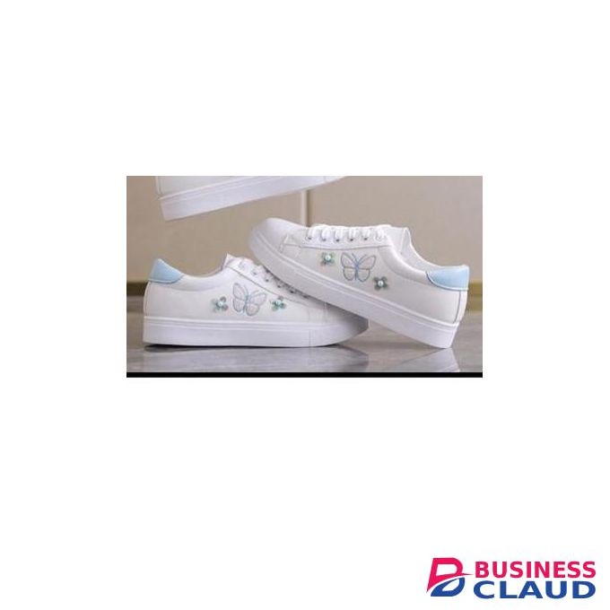 Ladies Sneaker Shoes Causal Shoes Buy A Size Larger Than Usual (small Fitting) White (ASSORTED FLORAL PATCHES AND DECORATION).