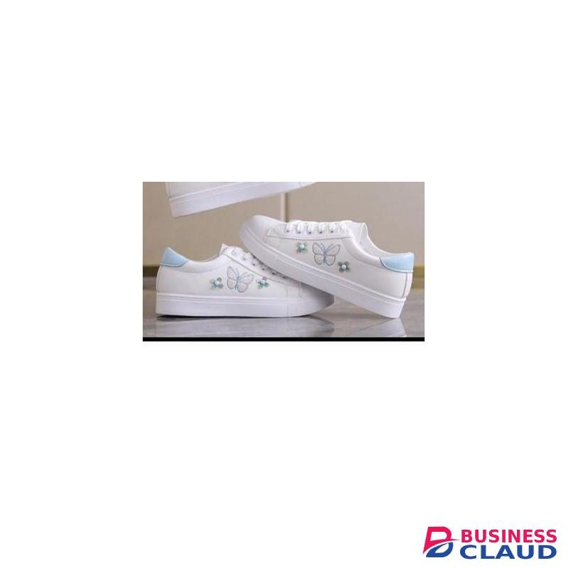 Ladies Sneaker Shoes Causal Shoes Buy A Size Larger Than Usual (small Fitting) White (ASSORTED FLORAL PATCHES AND DECORATION).