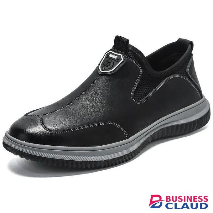 Men's soft leather casual sports shoes, comfortable flat shoes