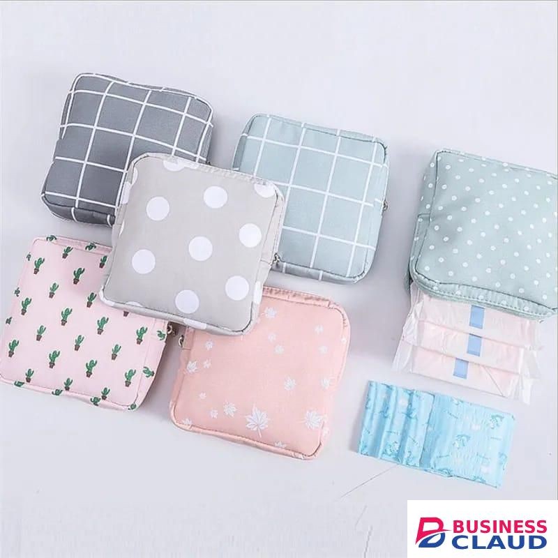Cute Large Capacity Sanitary Napkin Storage Bags Cartoon Rabbit Bear Girls Physiological Period Tampon Organiser Bag Mini Bag for Travel and Daily Use