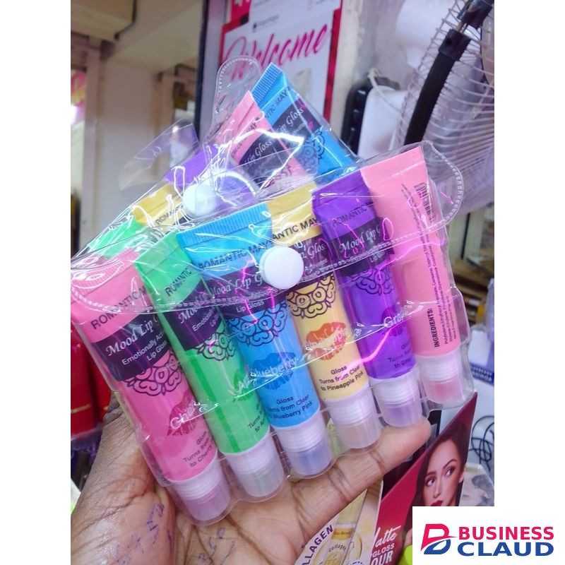 1 PC Magic moody lip gloss any color