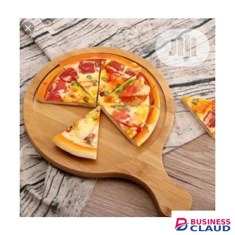 Bamboo pizza board plate