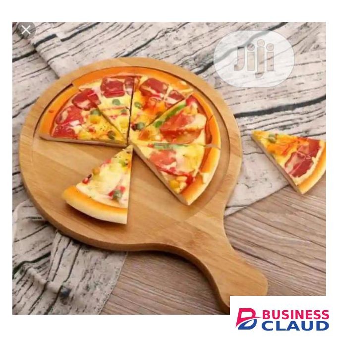 Bamboo Pizza Board Plate – Medium 40 × 26 cm Serving & Cutting Board medium size