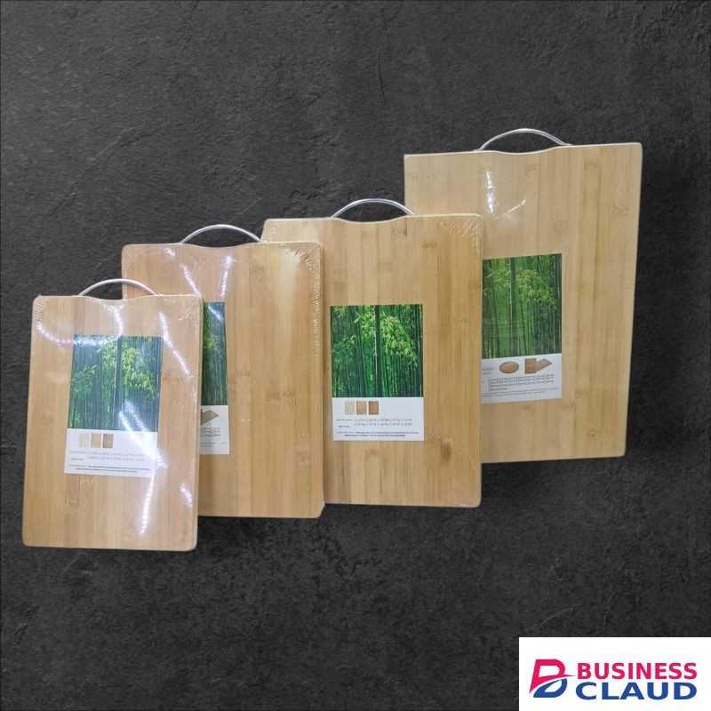 Bamboo Chopping Board Large 32×45cm Durable Eco-Friendly Kitchen Cutting Surface for Vegetables Meat and Fruits Easy to Clean Long-Lasting Sturdy Non-Toxic Premium Design