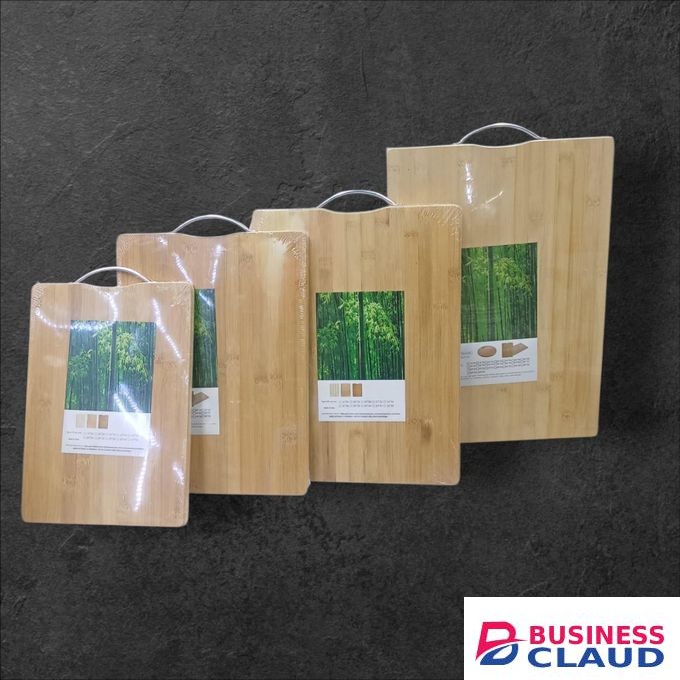 Bamboo Chopping Board Large 32×45cm Durable Eco-Friendly Kitchen Cutting Surface for Vegetables Meat and Fruits Easy to Clean Long-Lasting Sturdy Non-Toxic Premium Design
