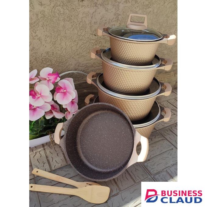 12 pc unique cook ware set original made in Germany light gold