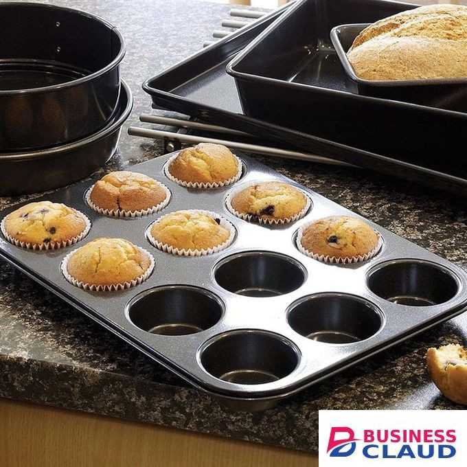 Premium 12-Cup Non-Stick Cupcake Tray - Heavy-Duty Carbon Steel Muffin Baking Pan - Professional Standard Size Cupcake Mold for Baking Muffins, Tarts, and Savory Snacks