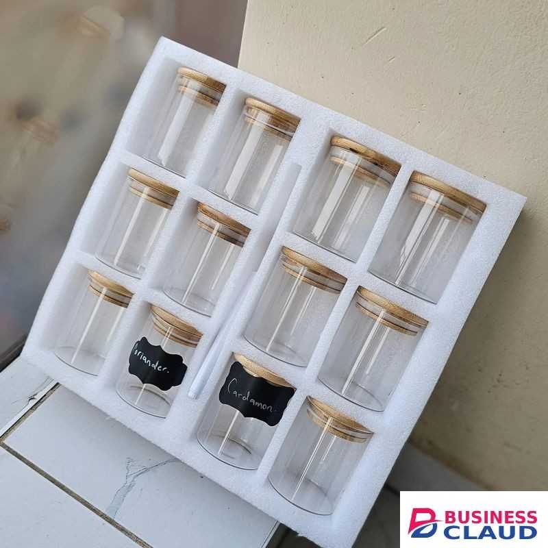 12pcs Round Glass Spice Jar Set with Bamboo Lids 200ml Airtight Leak-Proof Containers for Kitchen Herbs Seasoning Storage with Labels and Marker Pen Included