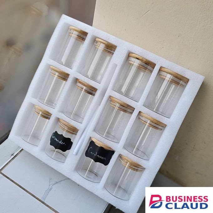 12pcs Round Glass Spice Jar Set with Airtight Bamboo Lids, 200ml Storage Containers for Kitchen Herbs, Spices, Seasonings, Includes Free Labels and Marker for Organized Pantry