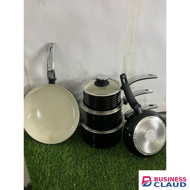 Swan Retro 5 Piece Pan Set