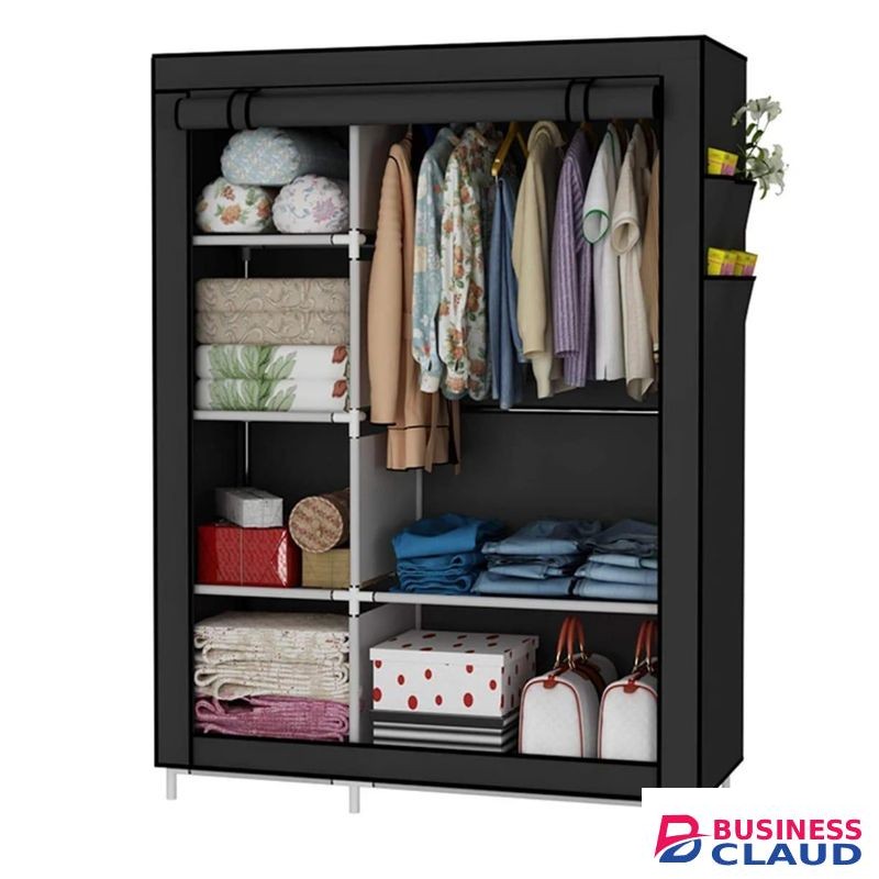 Portable metallic wardrobe