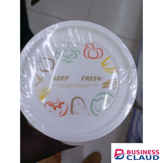 Round Food storage Keeper Set of four 4's and three 3's