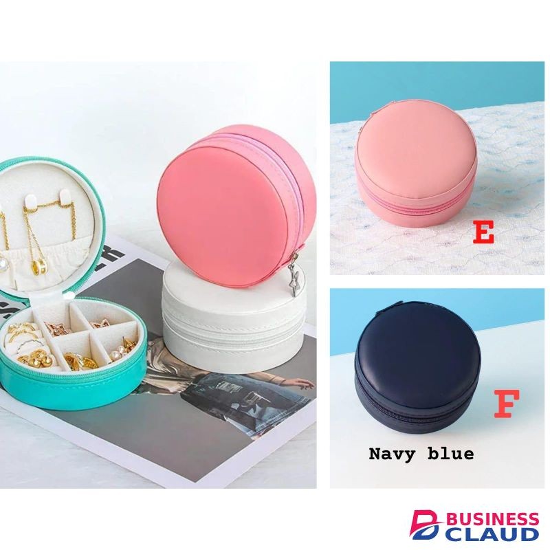 Round, portable travel jewelry box or case organizer