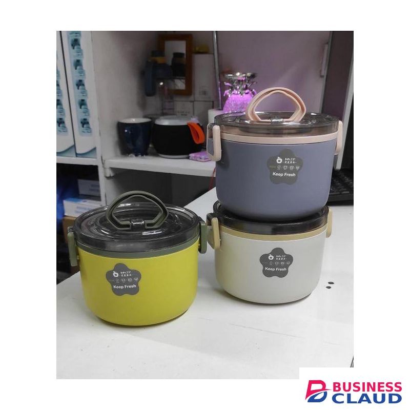 lunch box with clear lid
