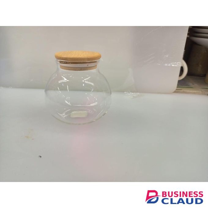 Spice jar with pamboo lid
