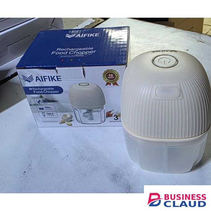 Rechargeable food chopper