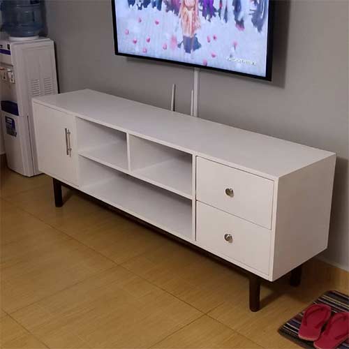 Minimalist tv stand