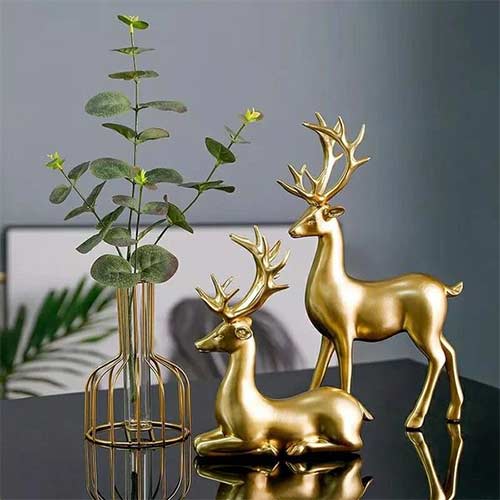 Deer statues decor set