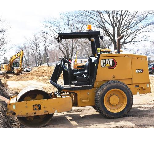 CS5 Vibratory Soil Compactor