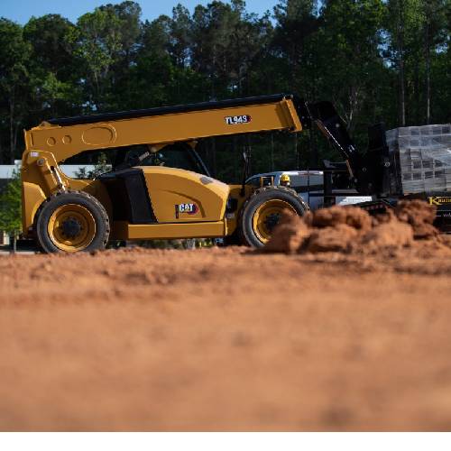 Cat | Caterpillar TL943 Telehandler Rated Load Capacity 9000 lb