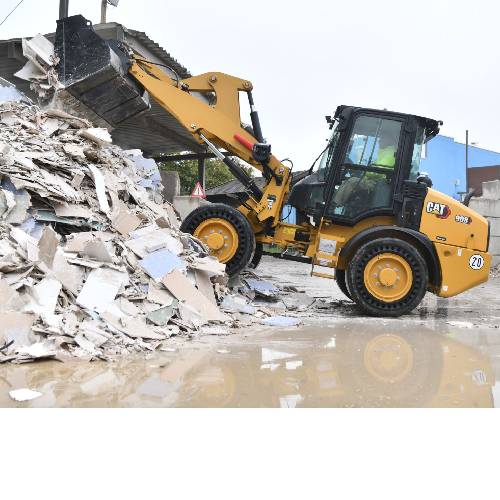 Cat | Caterpillar 908 Compact Wheel Loader Gross Power 74.7 hp