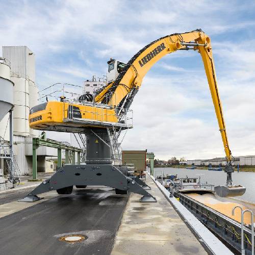 Liebherr LH 110 Port Litronic material handling machine