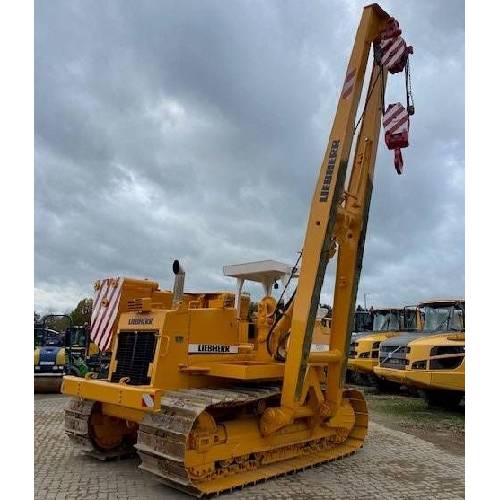 Liebherr RL 64 Pipe layer