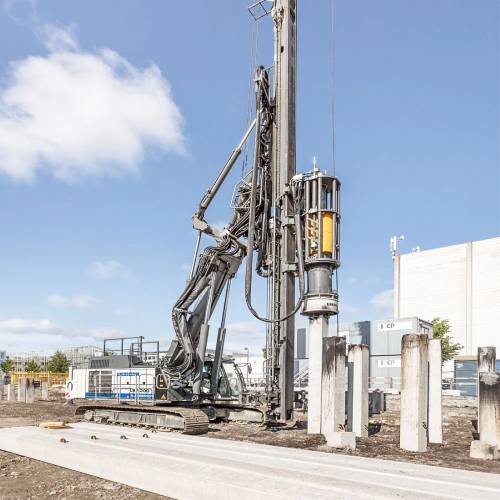 Liebherr LRH 200 Piling and drilling rig