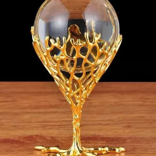 Decor Crystal ball with metallic tree frame base