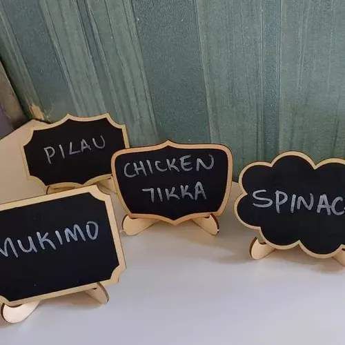 Mini wooden chalkboard and free markpen