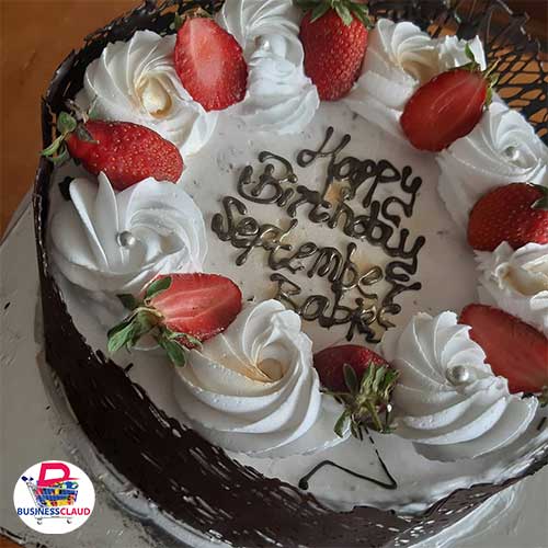 Customizable Wedding and Birthday Cake: Delicious Centerpiece for Special Celebrations