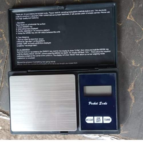 Pocket Scale mini digital weighing scale of 0.01g to 200g